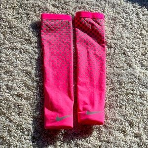 Reflective Nike arm warmer bands